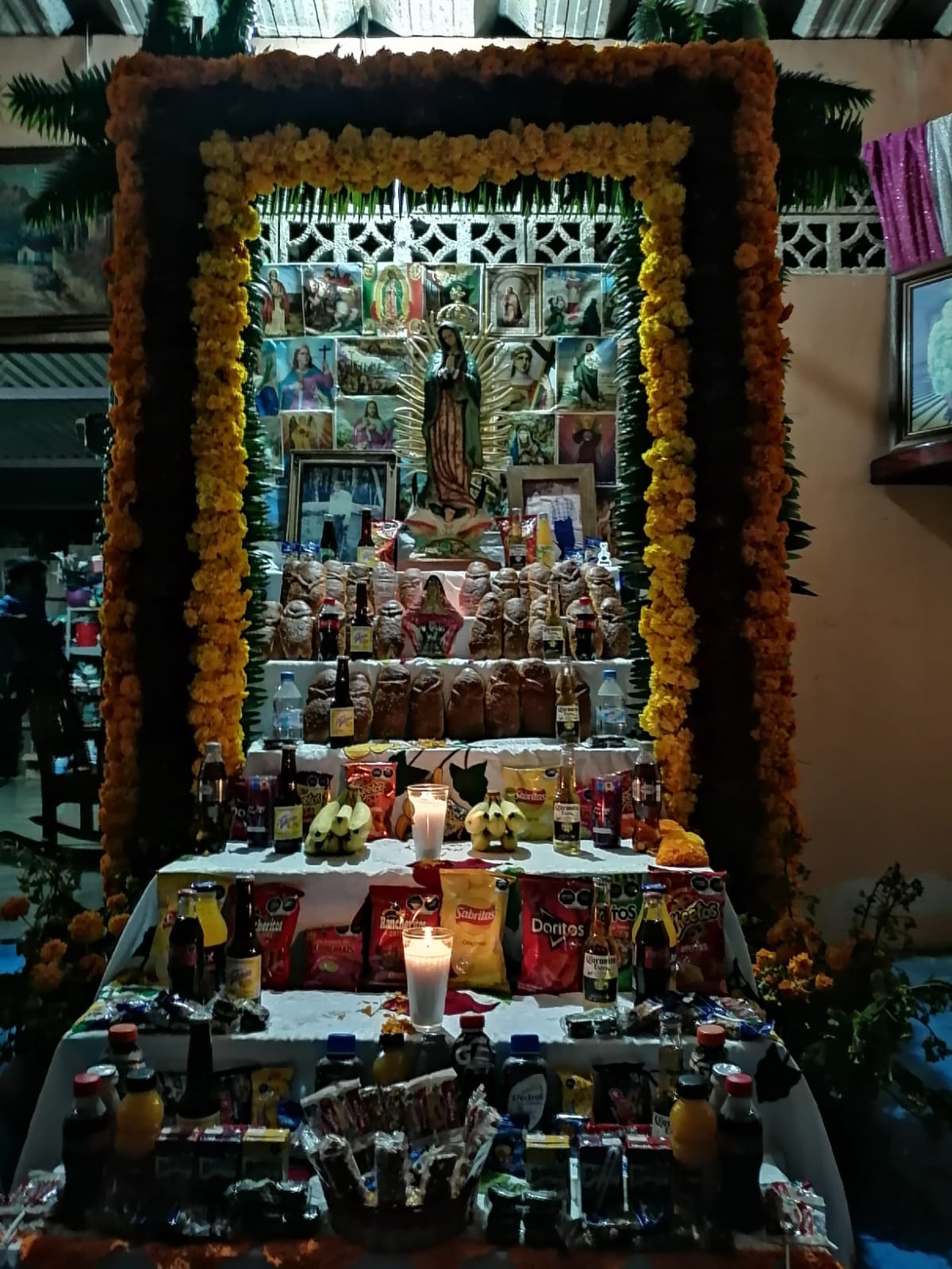 PHOTO-2025-11-01-20-56-38 Las almas chinantecas / ERNESTO REYES